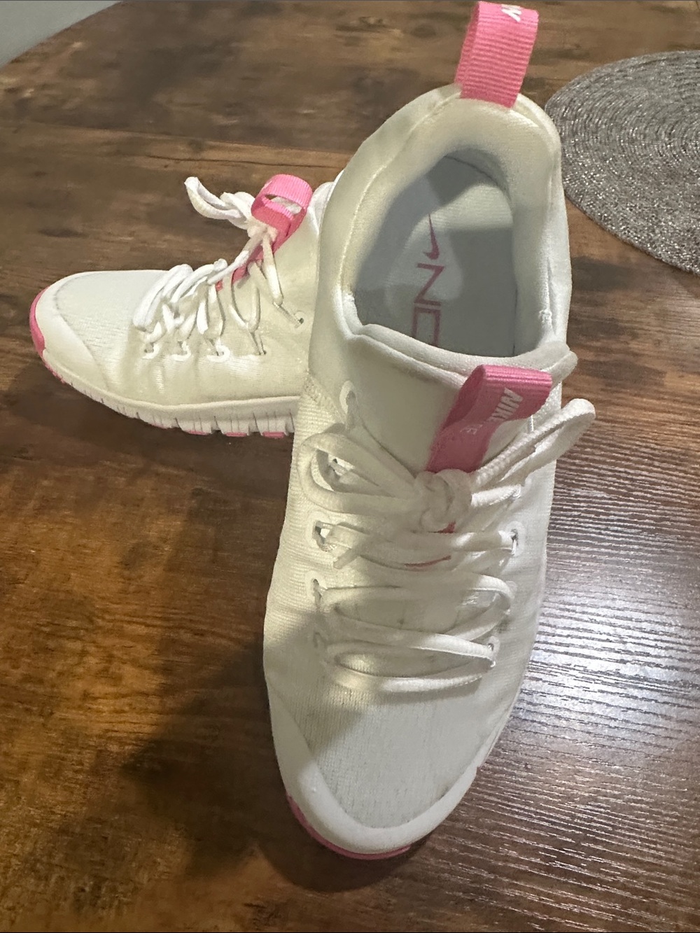 Nike Women’s White and Pink Athletic Sneakers